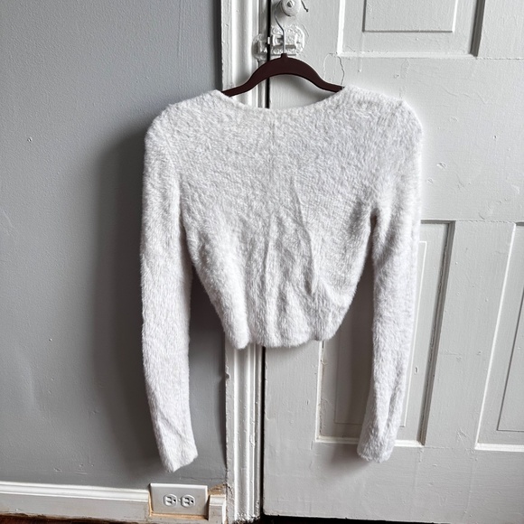 Aerie Woman's Crop Sweater - White - Size S - Picture 2 of 4